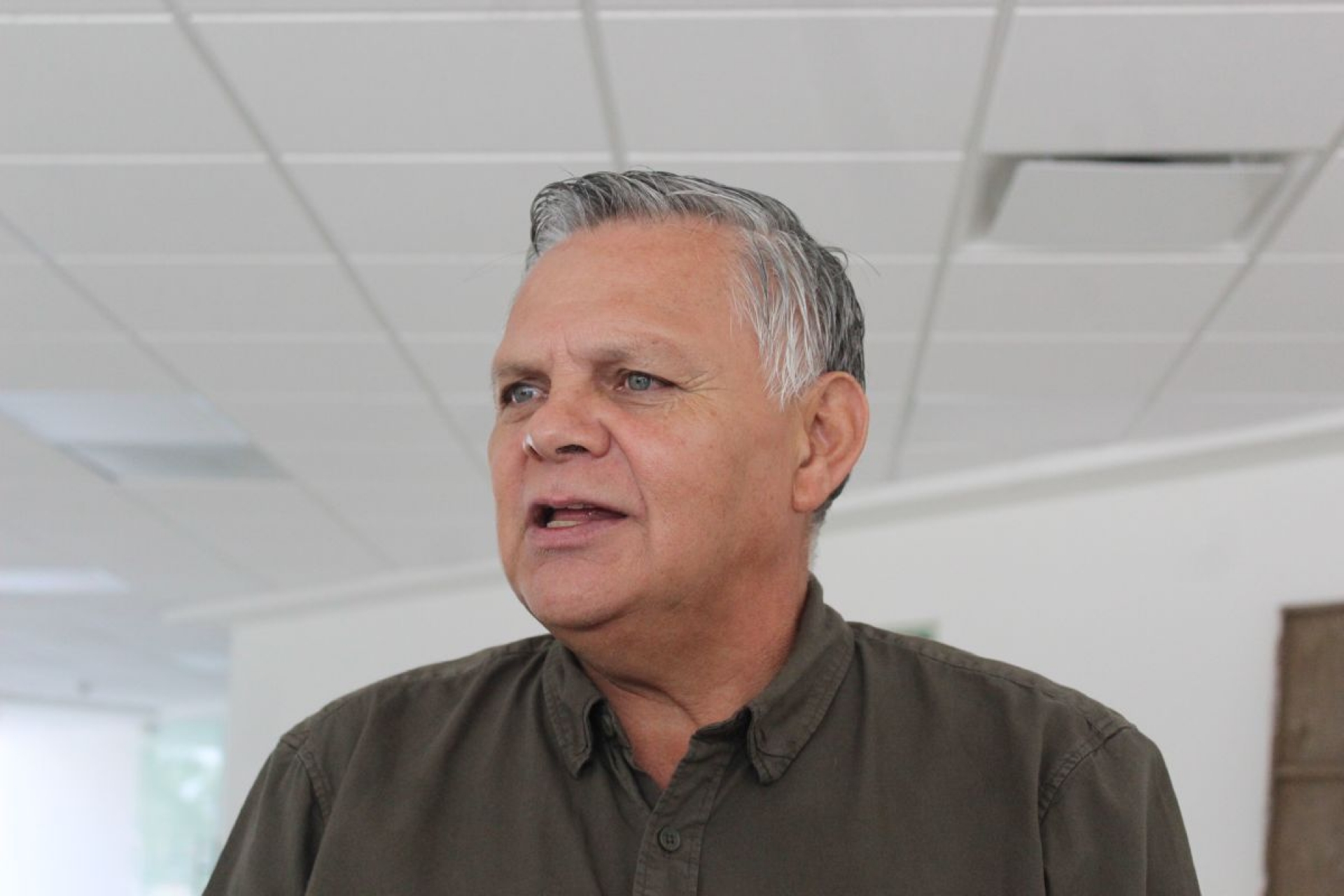 Se destapa otro aspirante a dirigencia de Morena
