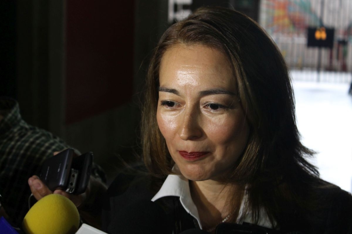 Festejan burócratas jubilados la salida de Verónica Martínez