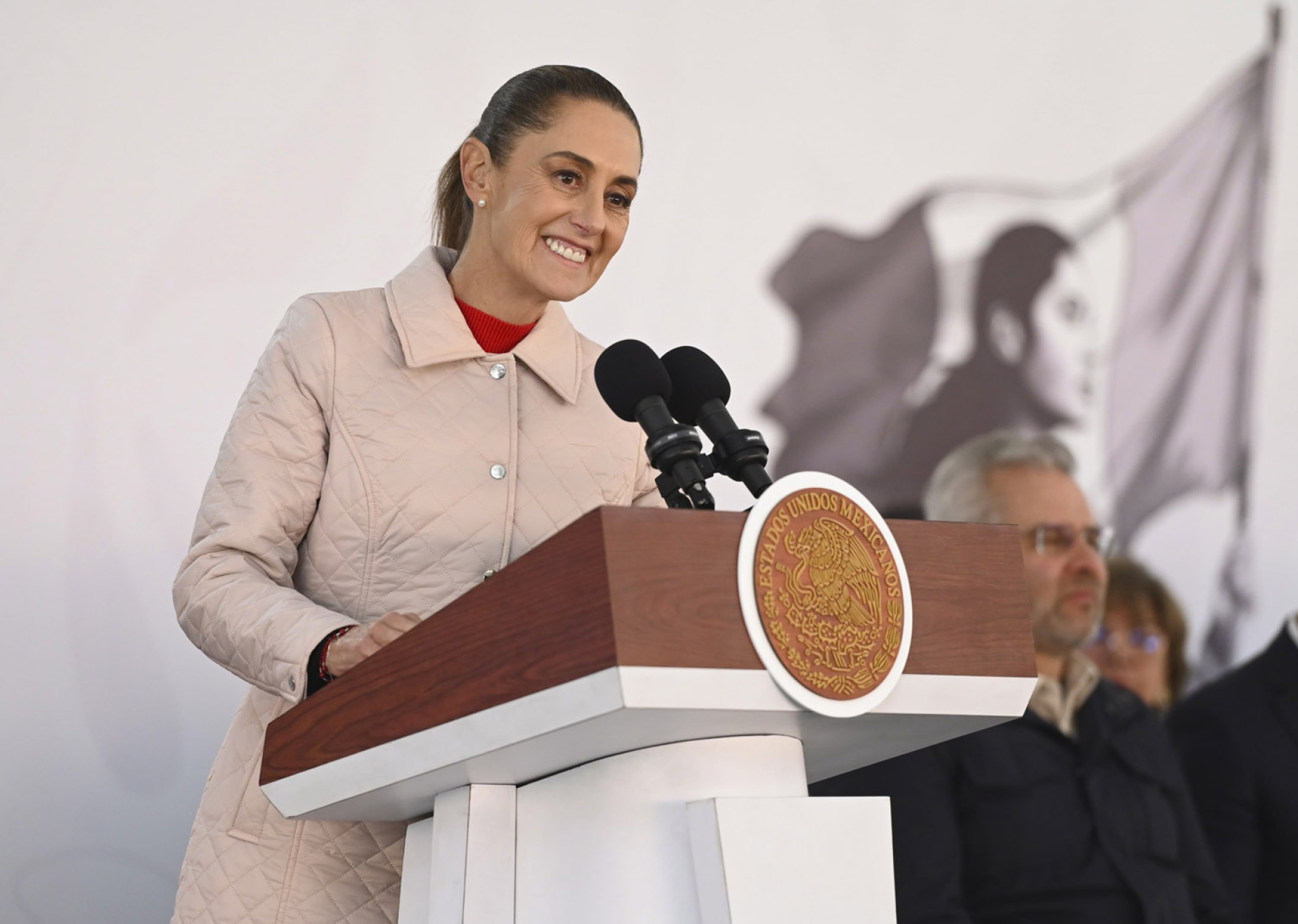 Sheinbaum respalda disculpa de Hugo Aguilar tras polémico video