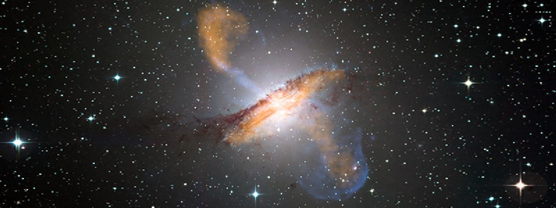El núcleo activo de las galaxias y su evolución
