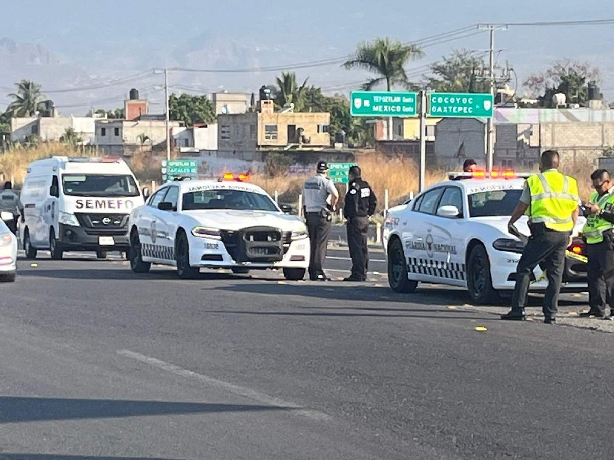 Murió al ser arrollado por un auto