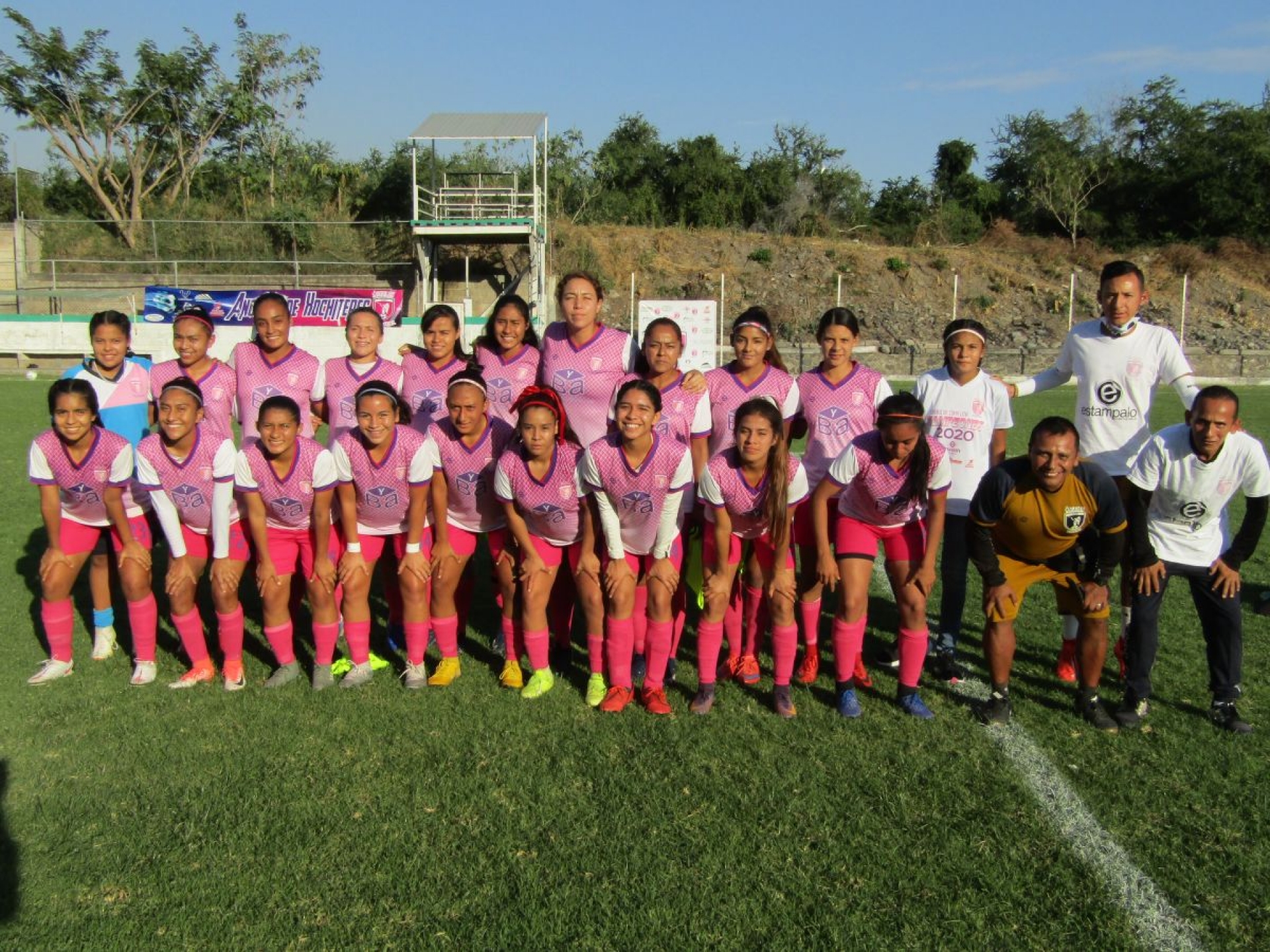 Ángeles Xochitepec, en plan grande