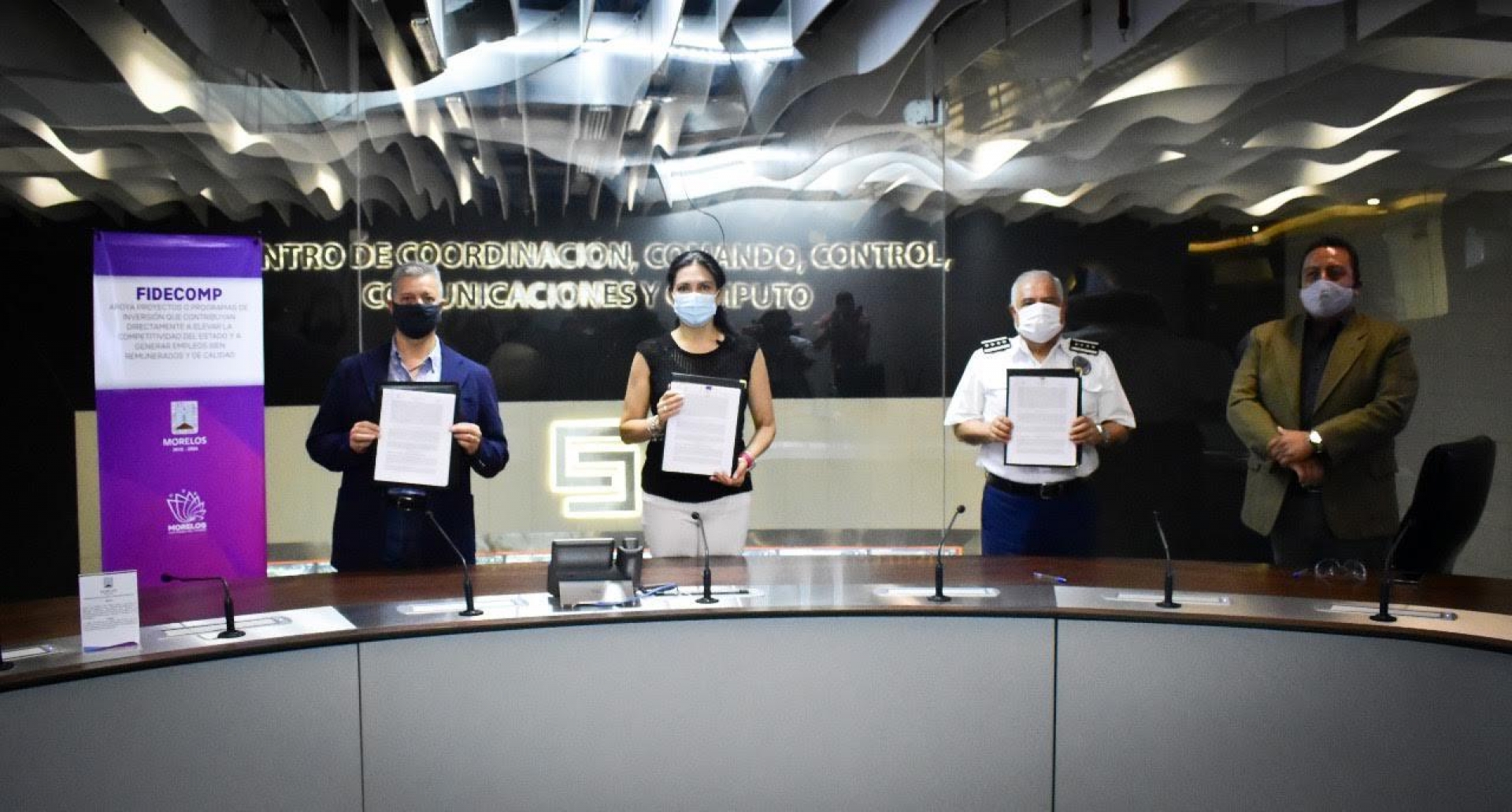 Firman SDEyT y CES convenio para equipamiento del sistema de videovigilancia