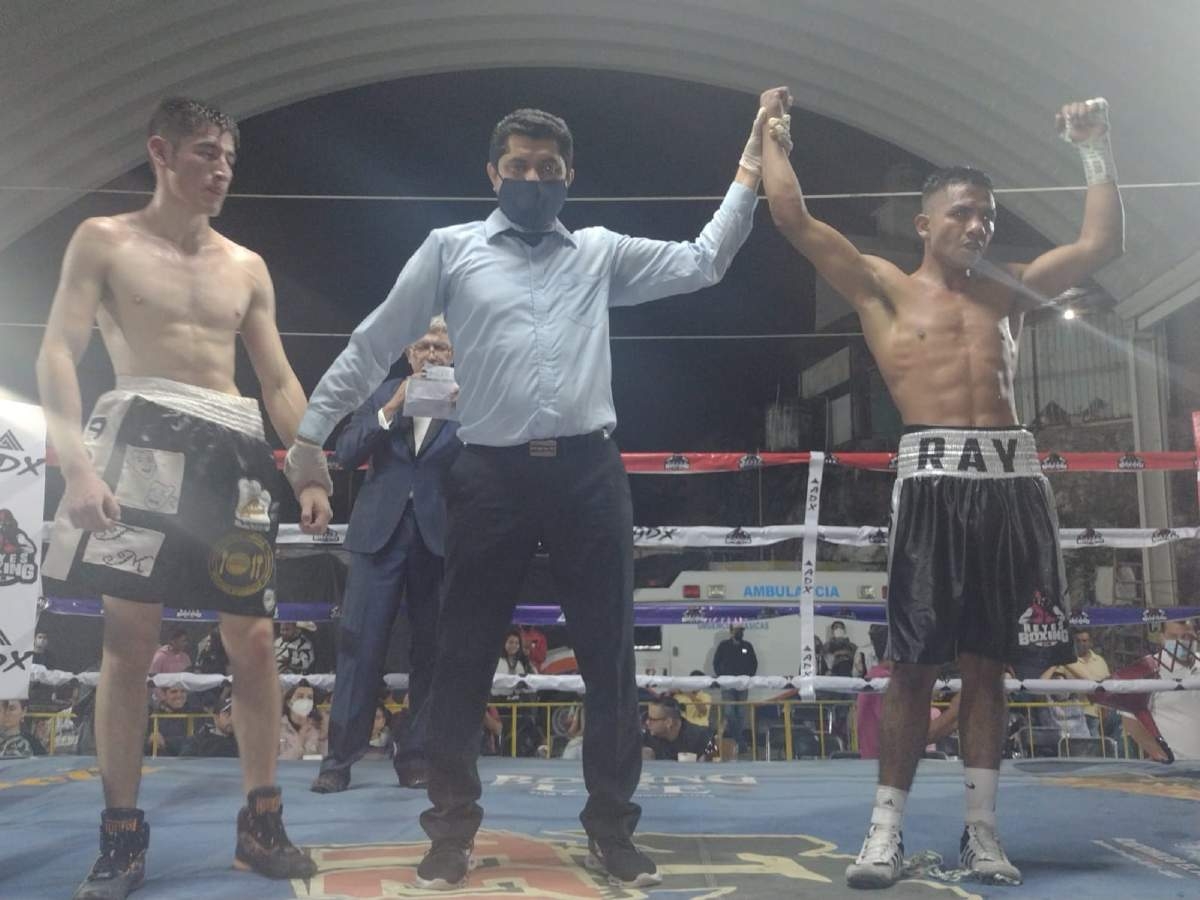 Ray Rojas se mantiene invicto