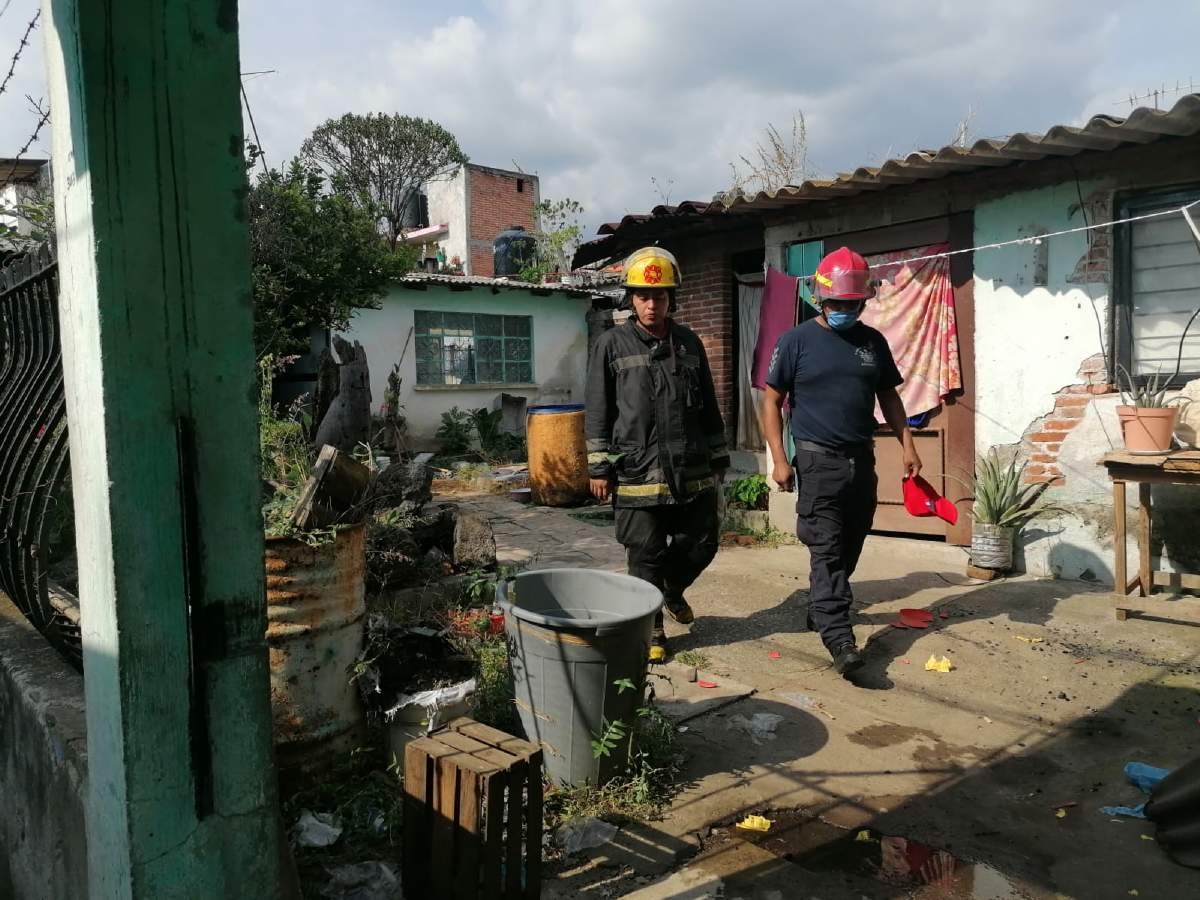 Se incendia casa en la Barona