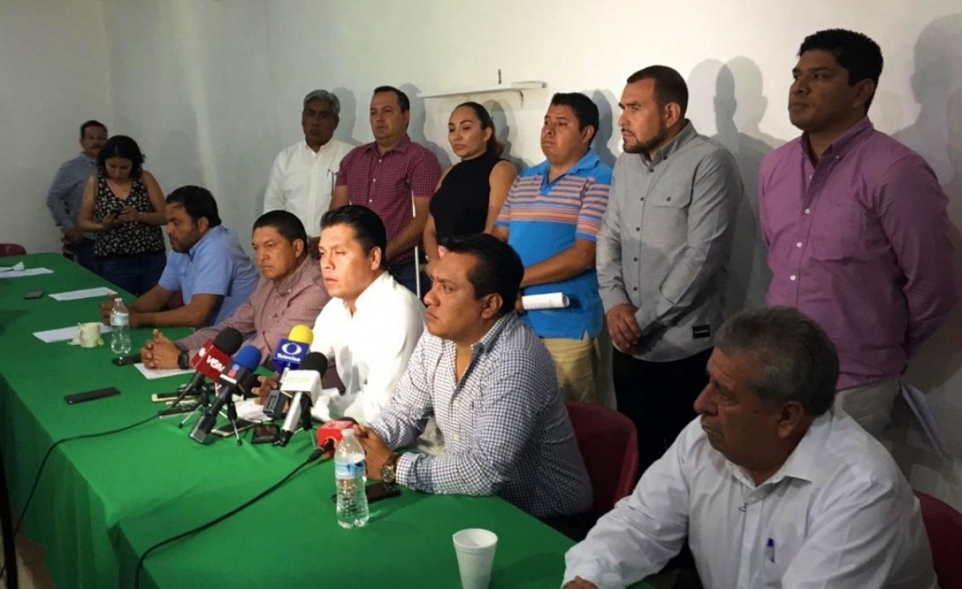 Alcaldes tumban la reforma electoral