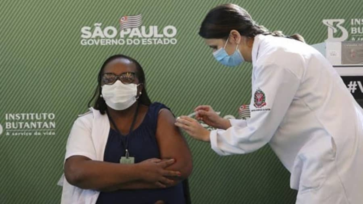 Brasil aplicará cuarta dosis de vacuna COVID a las personas inmunodeprimidas