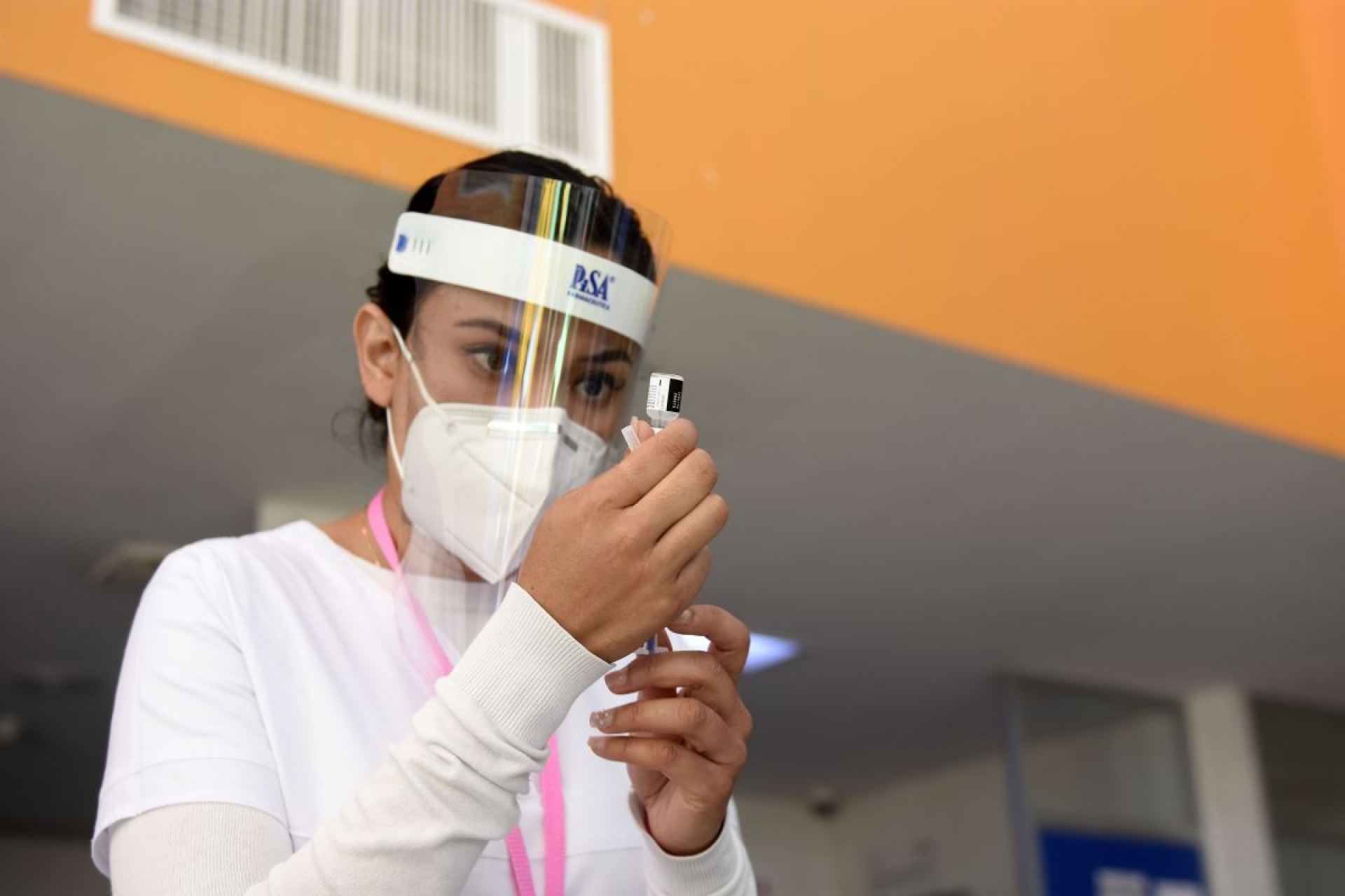 Empresarios morelenses buscan comprar vacunas