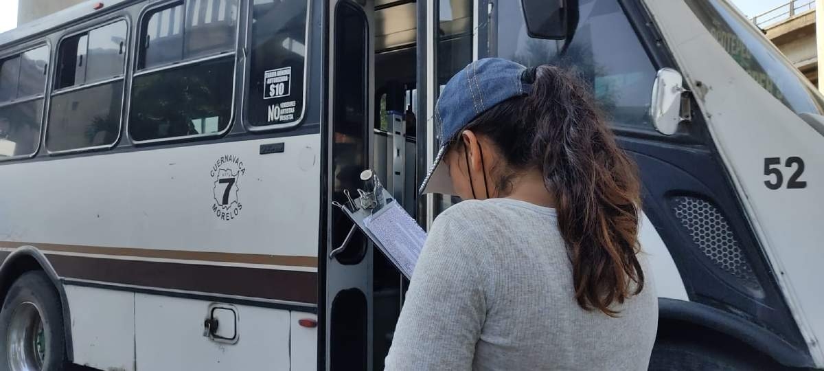 Prefiere ser checadora que buscar un empleo formal
