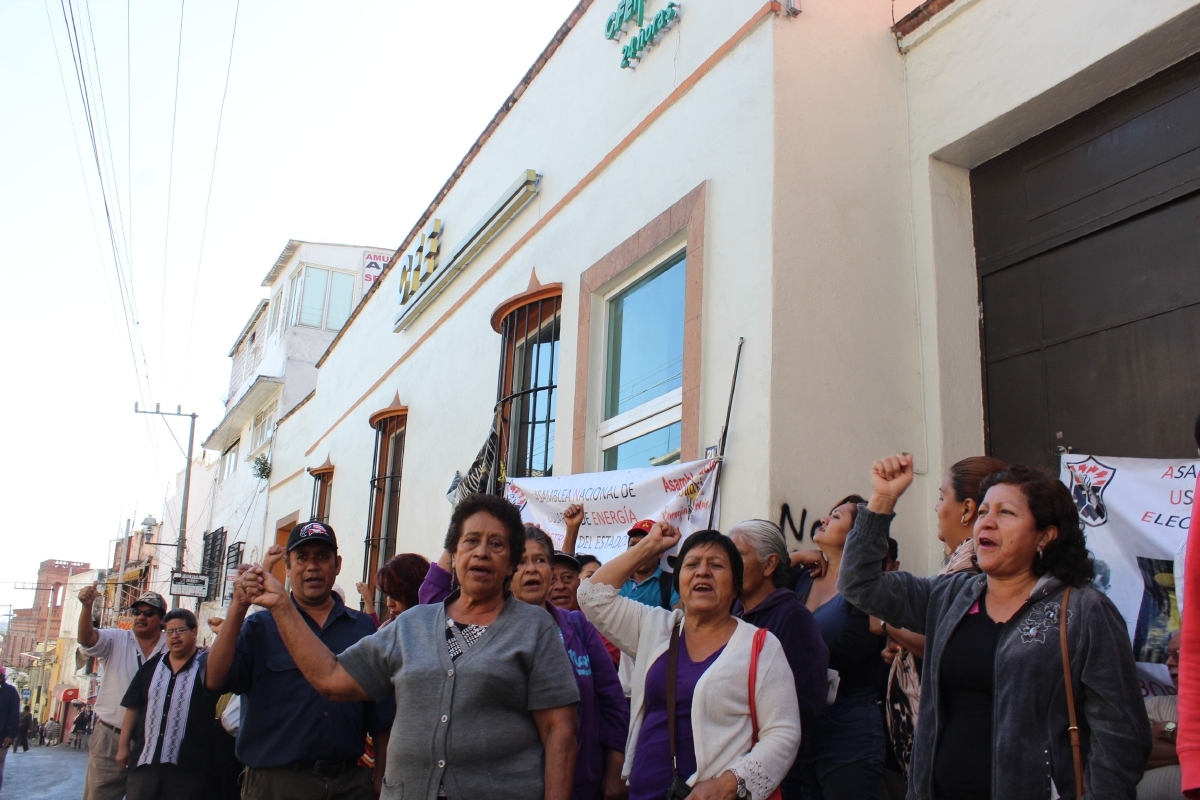 Exigen a la CFE “tarifas justas”