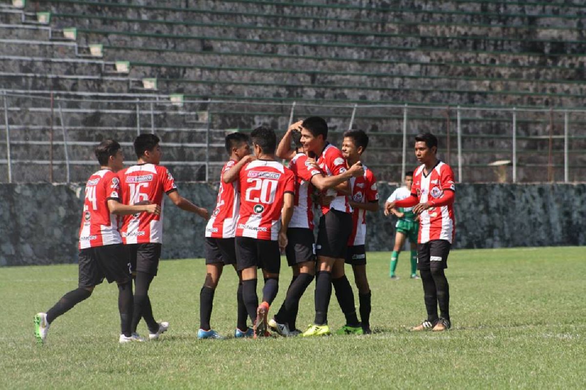 Atlético Cuernavaca expone liderato ante Lobos BUAP