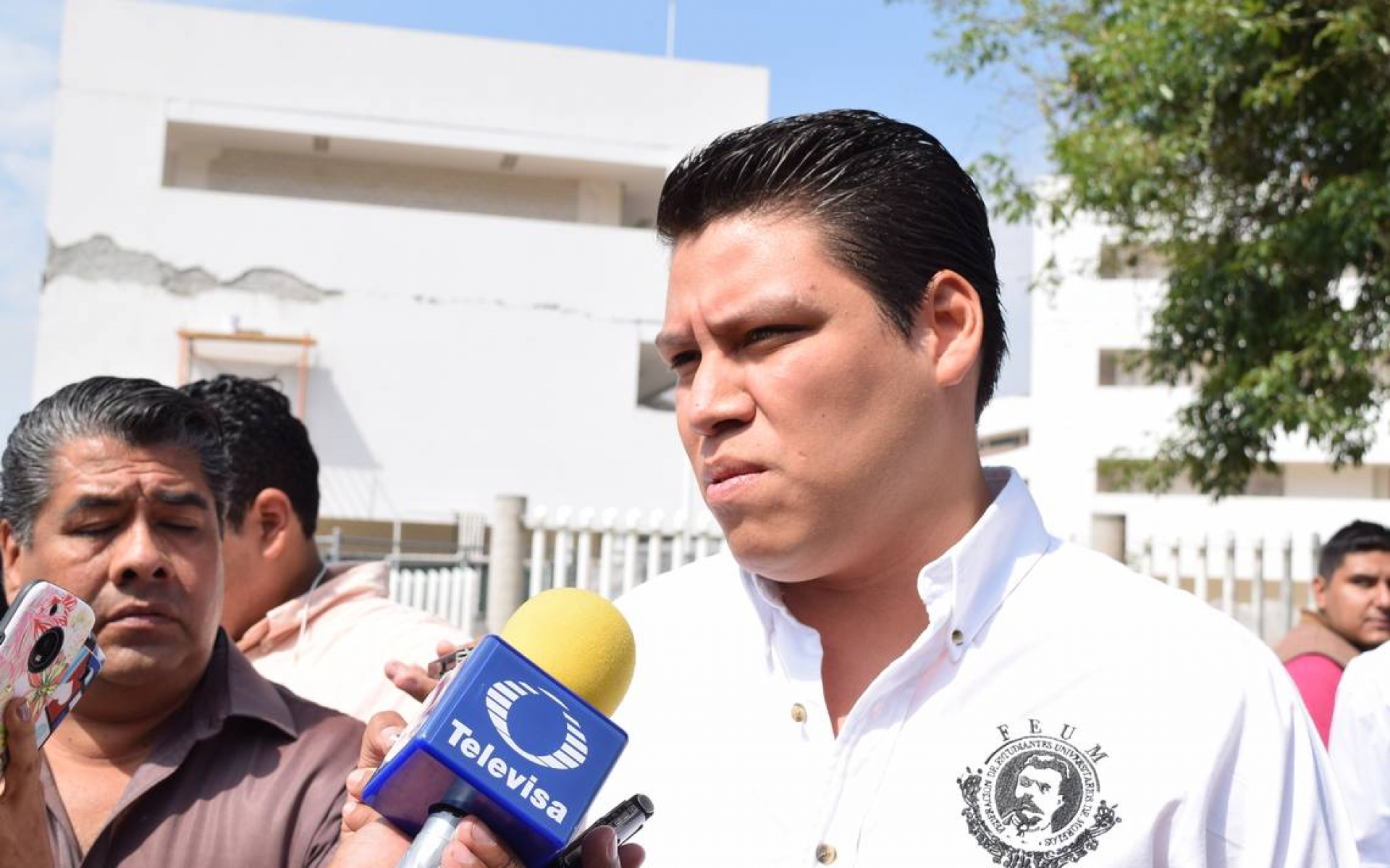 La UAEM podrá acceder a recursos federales: Erik González