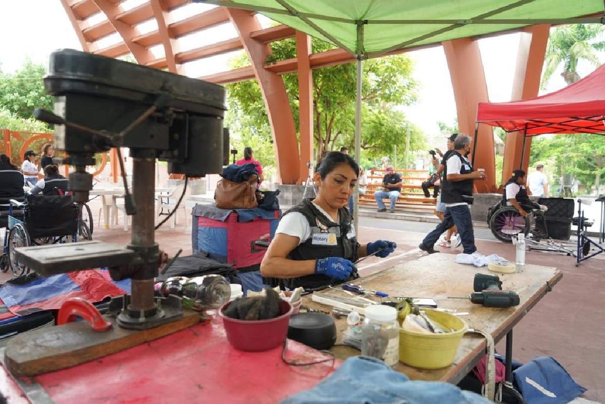 Reparan 22 sillas de ruedas de personas con discapacidad de Jojutla