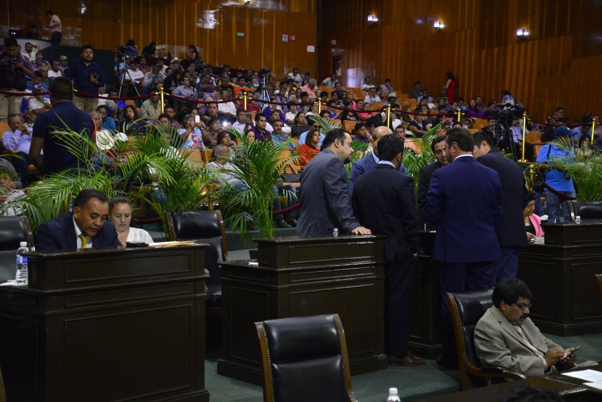 Transportistas piden acabar con la saturación de concesiones