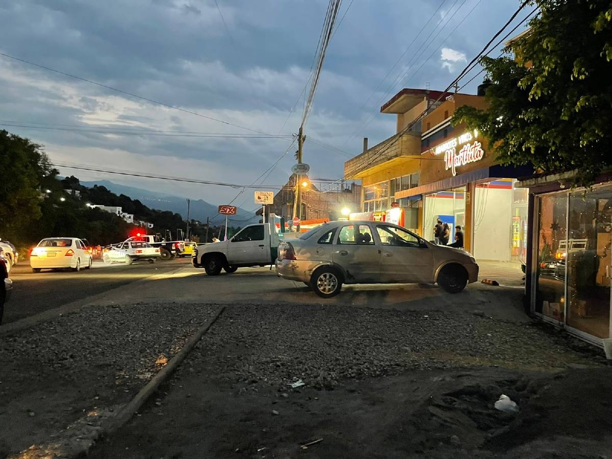 Asesinan a un joven y hieren a su novia