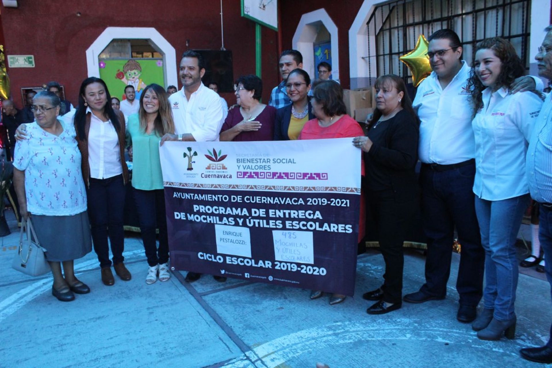 Entregará Antonio Villalobos 30 mil mochilas a estudiantes de primaria