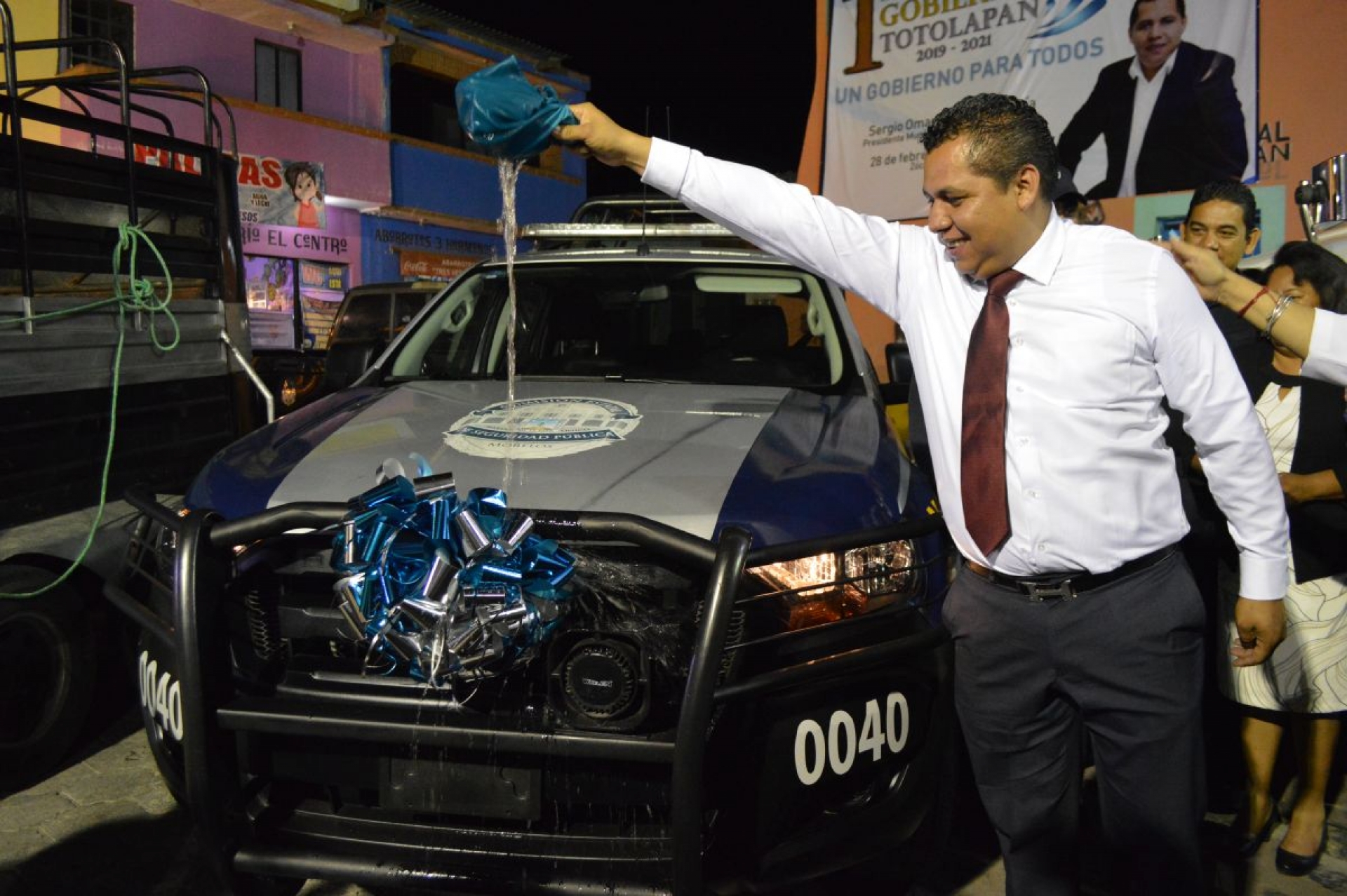 Rinde primer informe alcalde de Totolapan