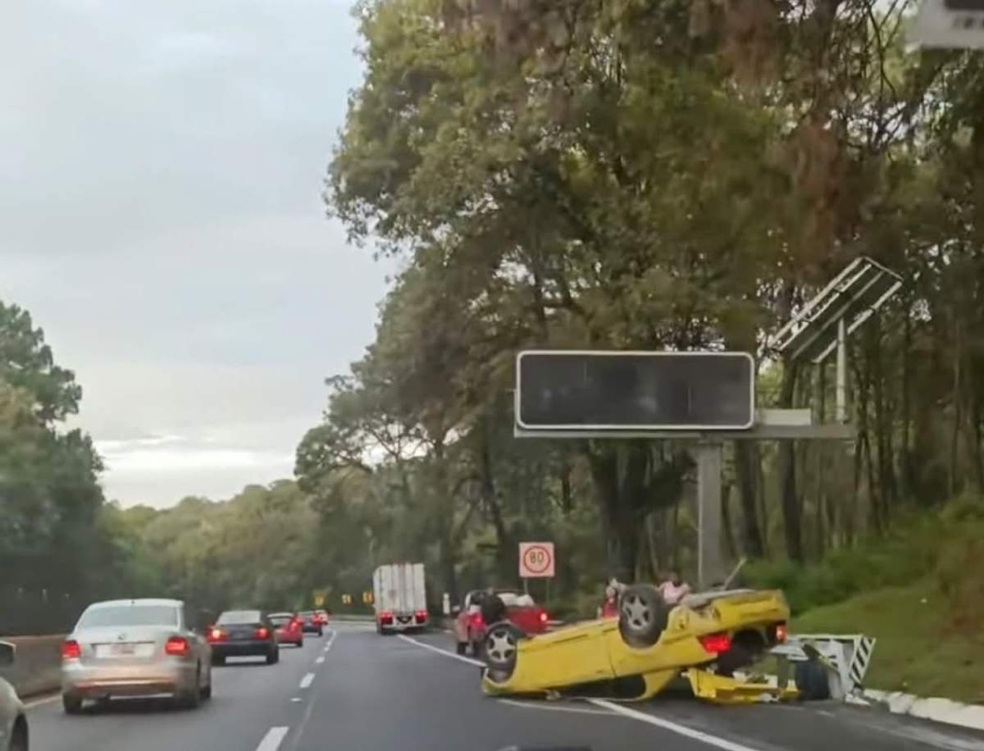 Tres accidentes viales dejan varios lesionados