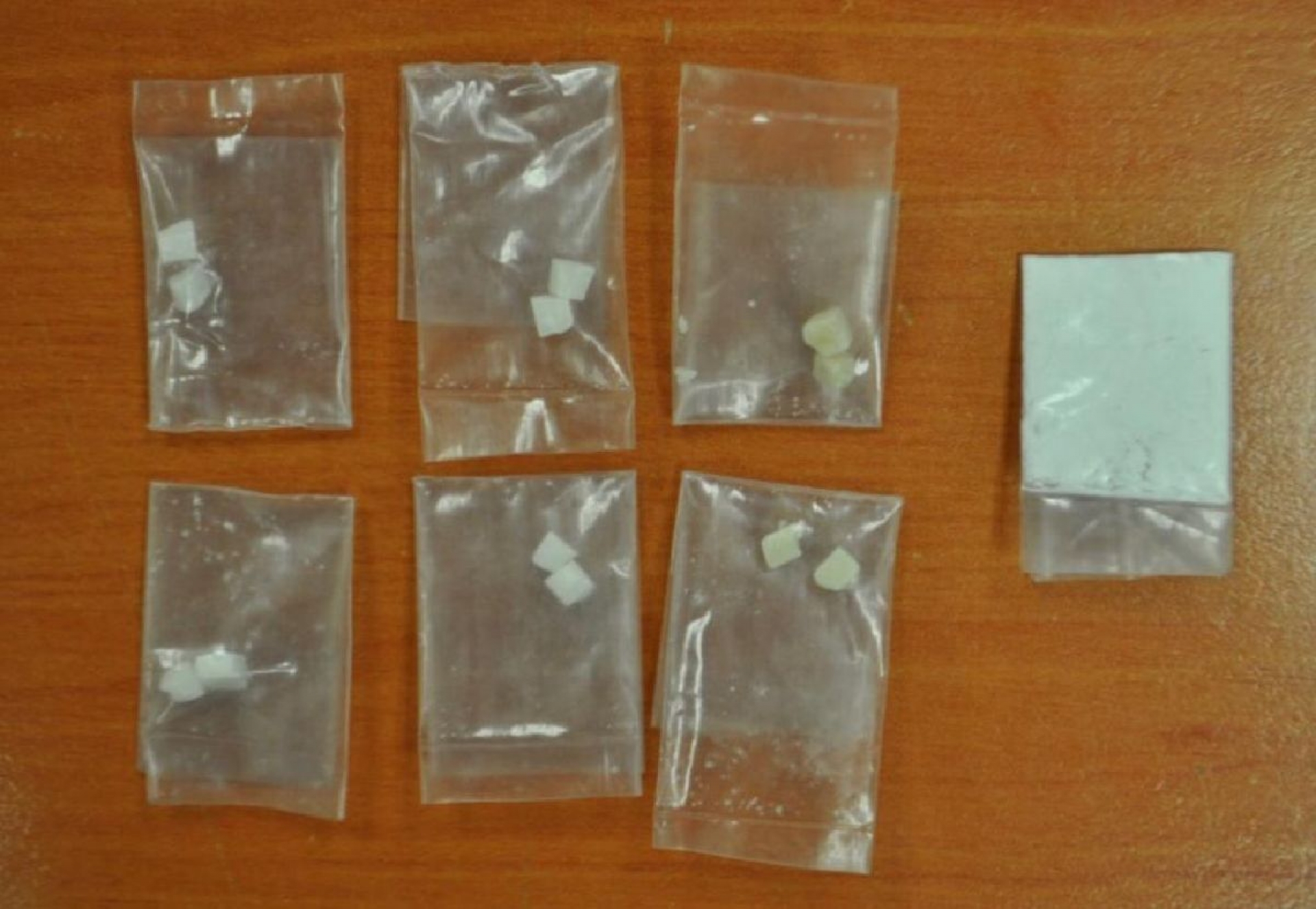 Encontraron siete dosis de cocaína entre sus pertenencias
