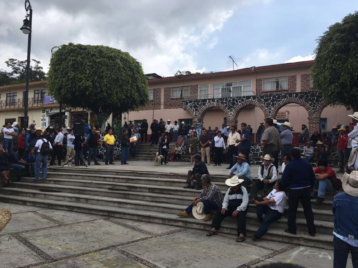 Piden ejidatarios un millón de pesos para manifestaciones en Tetela del Volcán