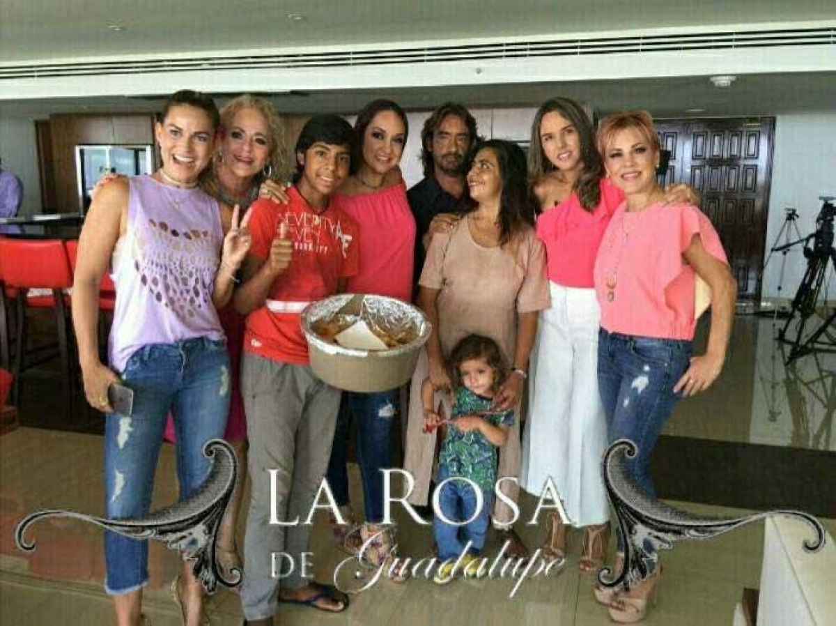 Paco, vendedor de empanadas, desairó becas y va a 'La Rosa de Guadalupe'