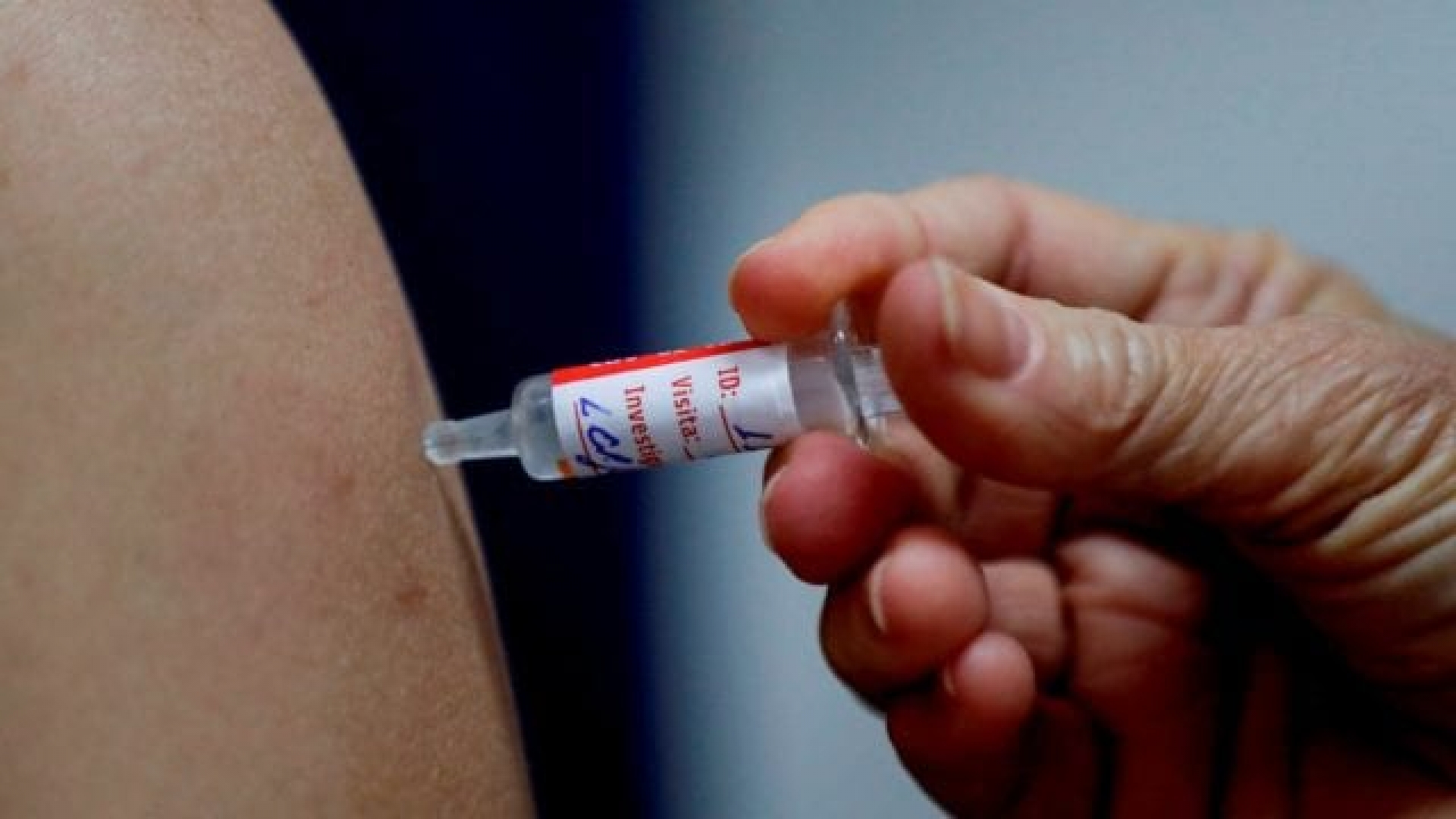 China ofrece vacuna contra COVID-19 por 60 dólares la dosis