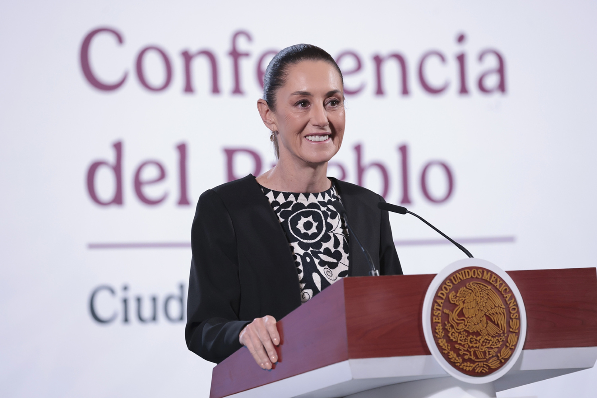 Sheinbaum responde a Trump: 'Debe actuar en su territorio contra cárteles'