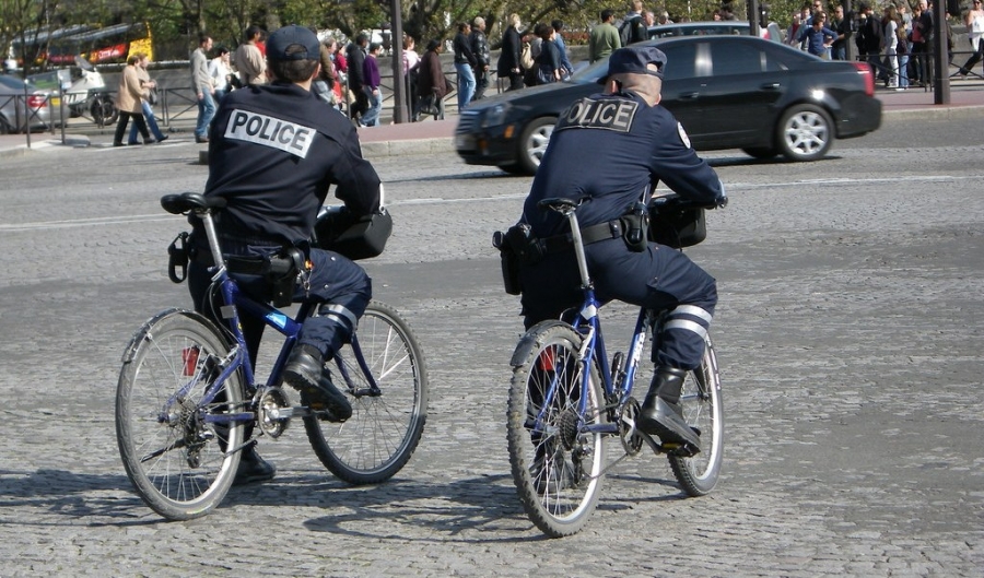 Un policía puede ganar más que un profesionista