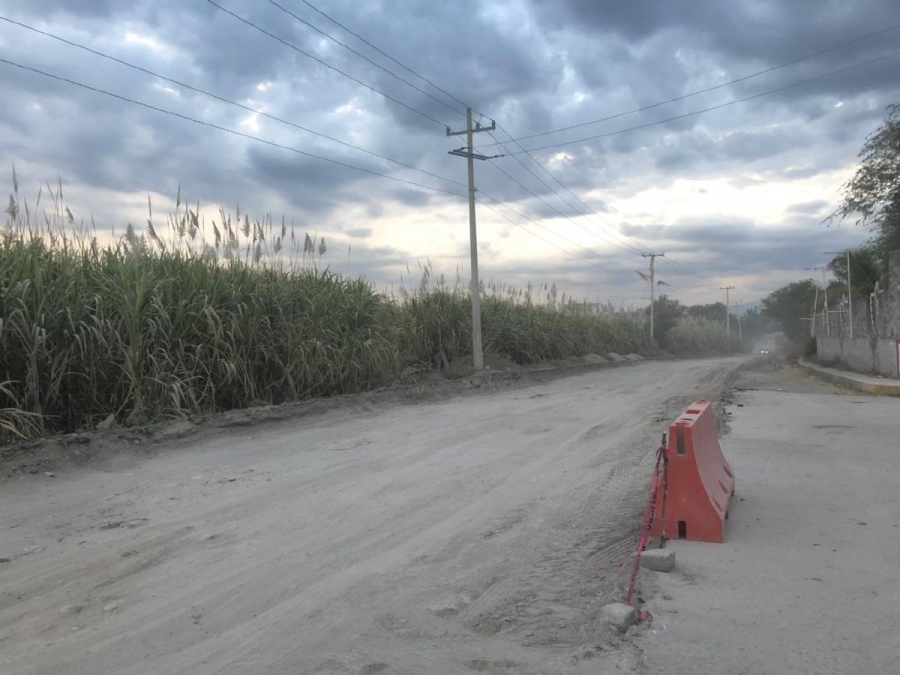 Vecinos de la Vicente Guerrero de Jojutla se inconforman por falta de agua