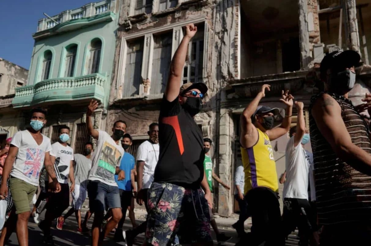 Opositores cubanos denuncian represión y extienden protesta hasta el 27 de noviembre