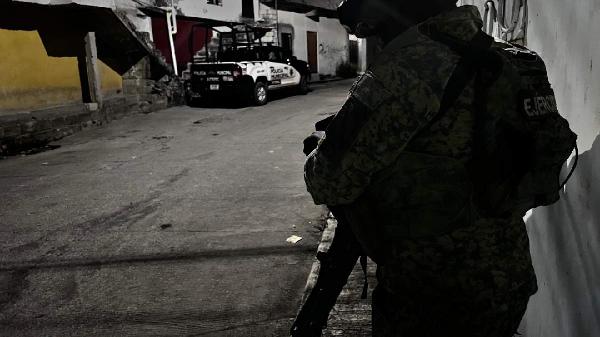 Asesinan a un hombre y hieren a una mujer en Jiutepec