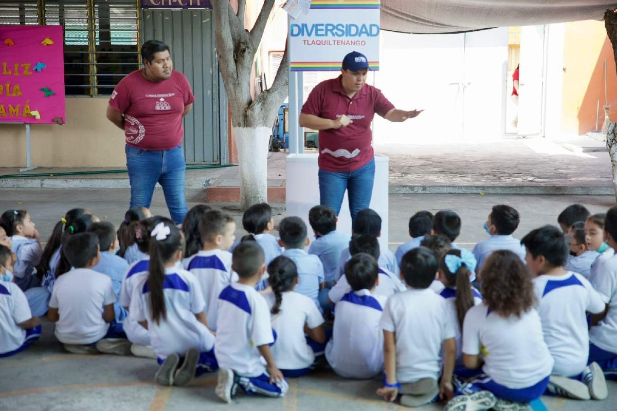 Realizan brigadas de atención en escuelas de Tlaquiltenango