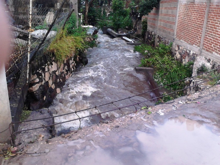 Llaman a mantenerse en alerta por posibles inundaciones causadas por el huracán “Patricia”