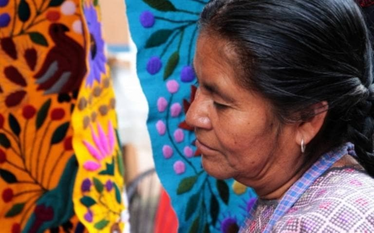 Congreso de Oaxaca aprueba sanción al plagio de textiles indígenas