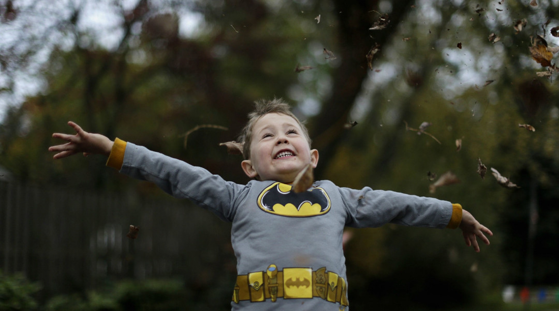 ¿Por qué los científicos creen que los niños trabajan mejor vestidos de Batman?
