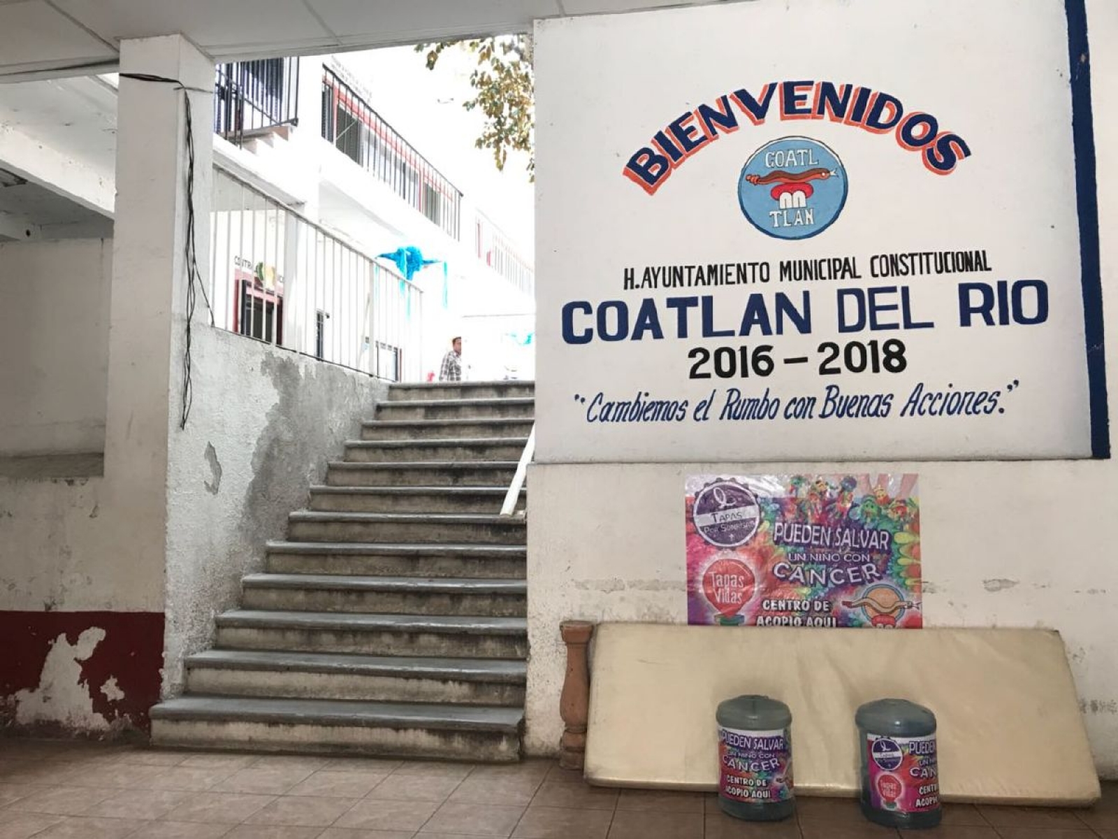 Recolectan tapas para ayudar a ancianos con cáncer en Coatlán del Río