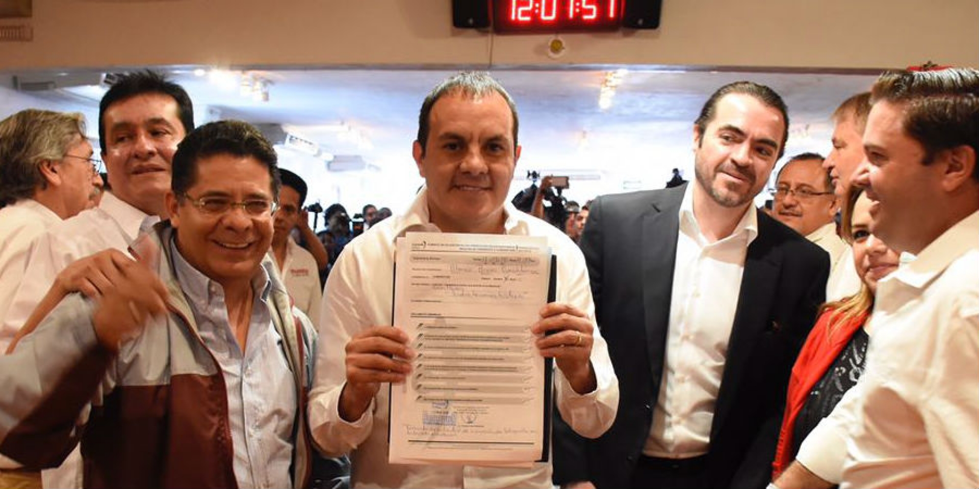 Se registra candidato por la alianza 'Juntos Haremos Historia' a la gubernatura de Morelos