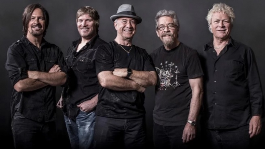 The Creedence vuelve a México