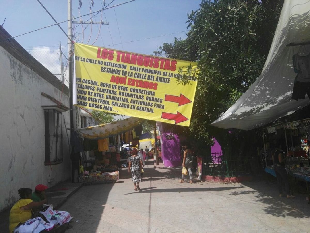 Regresa la mitad de comerciantes a la plaza tradicional de Tetecala