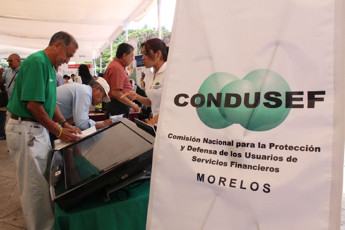 Aumentan quejas por cargos no reconocidos en tarjetas bancarias: Condusef