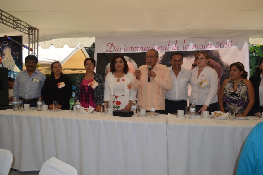 Festejan en Cuautla el Día Internacional de la Mujer