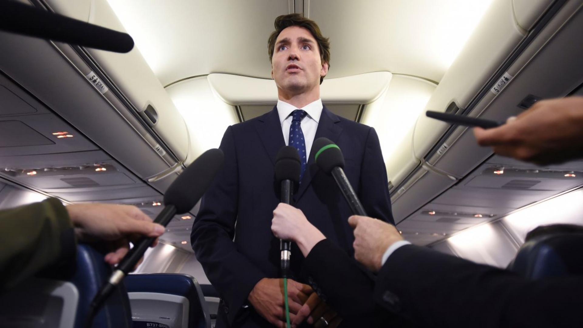 Trudeau ofrece disculpas tras filtrarse una foto donde se disfrazó de 'Aladdín'