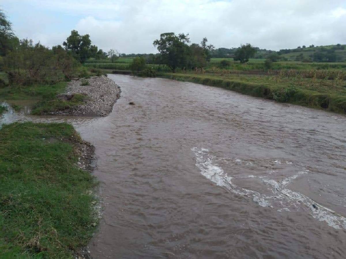 Mantienen monitoreo del nivel de ríos en el poniente