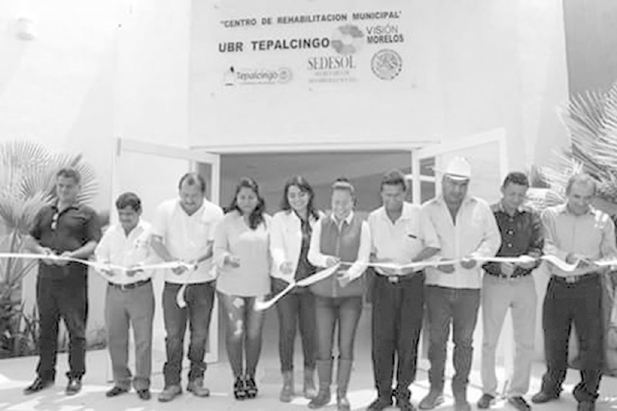 Inaugura 4 obras Alfredo Sánchez Vélez en diferentes comunidades de Tepalcingo