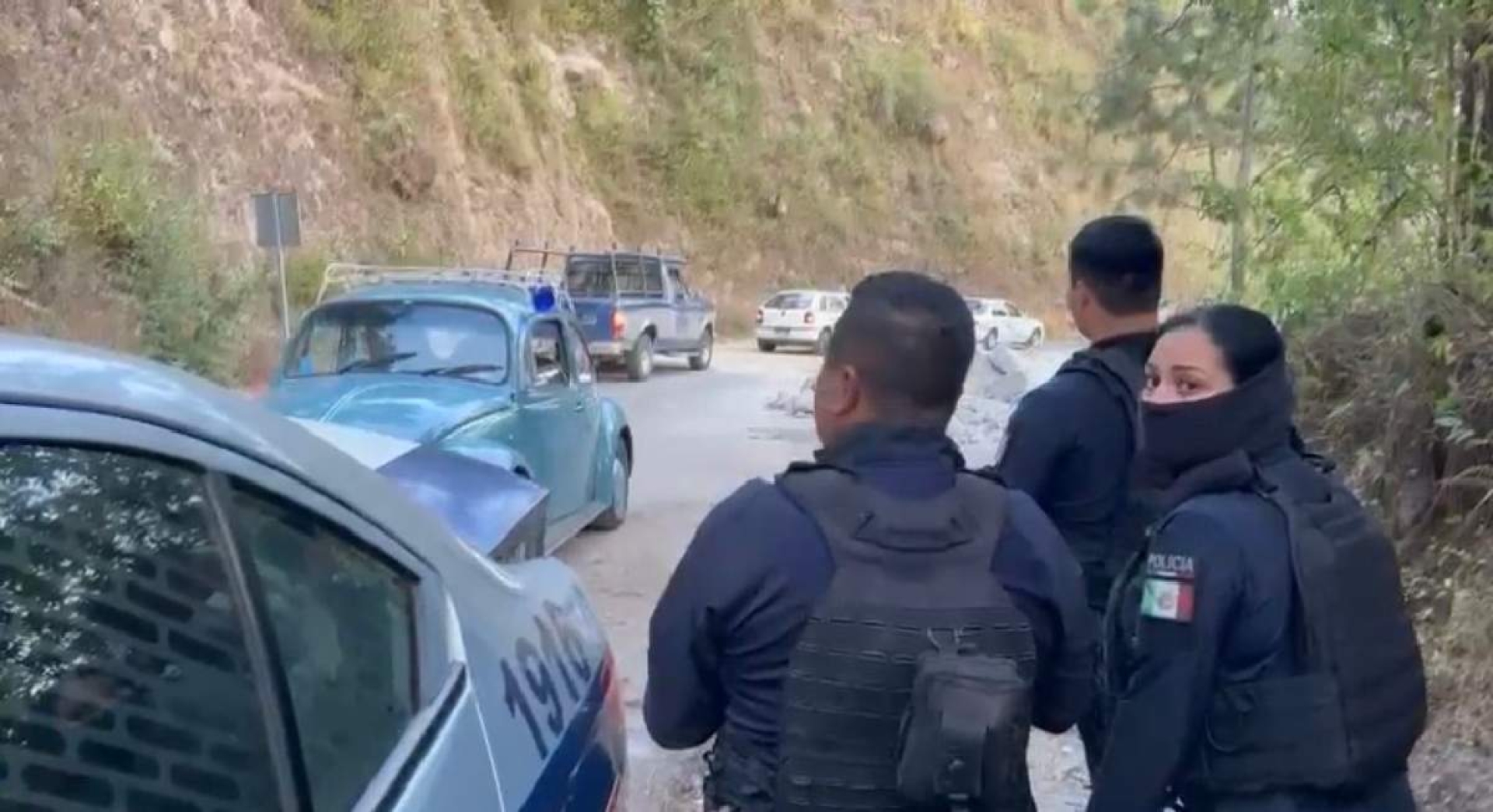 Intercambian disparos policías y civiles en Subida a Chalma