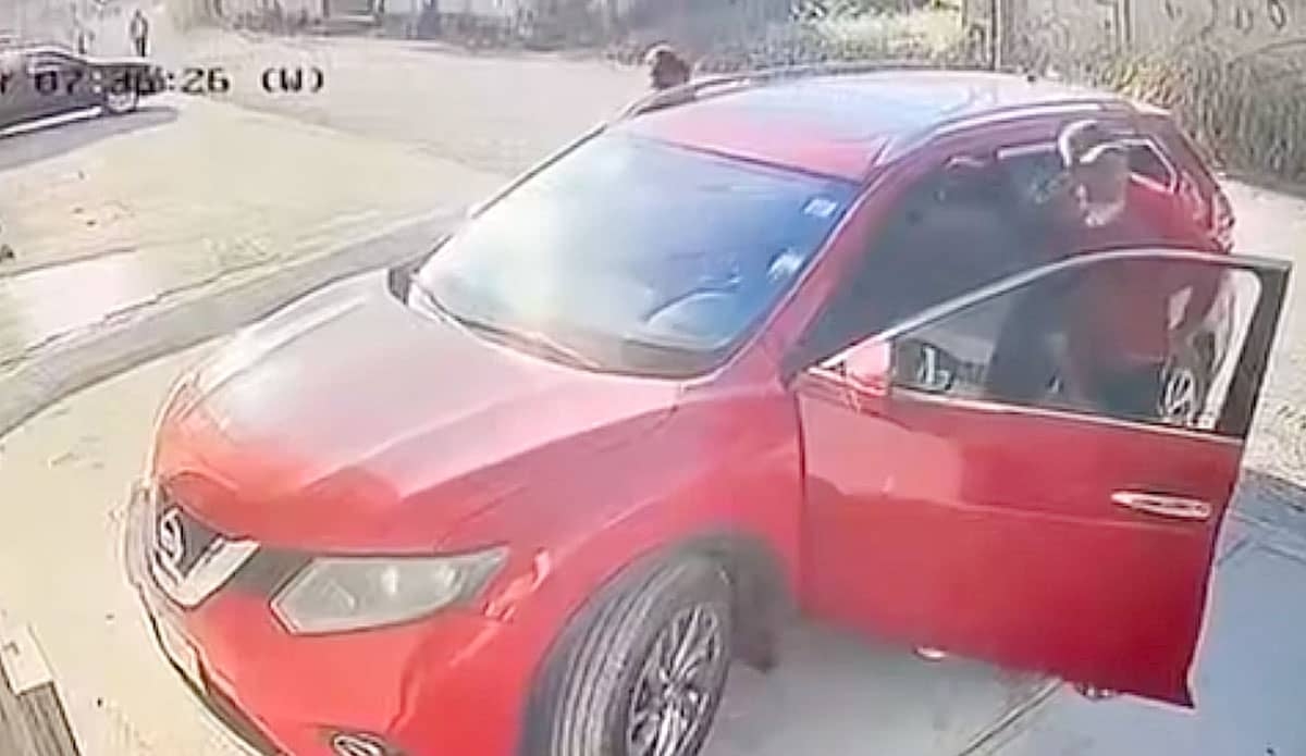 VIDEO: Asalta pareja a automovilista en Jiutepec