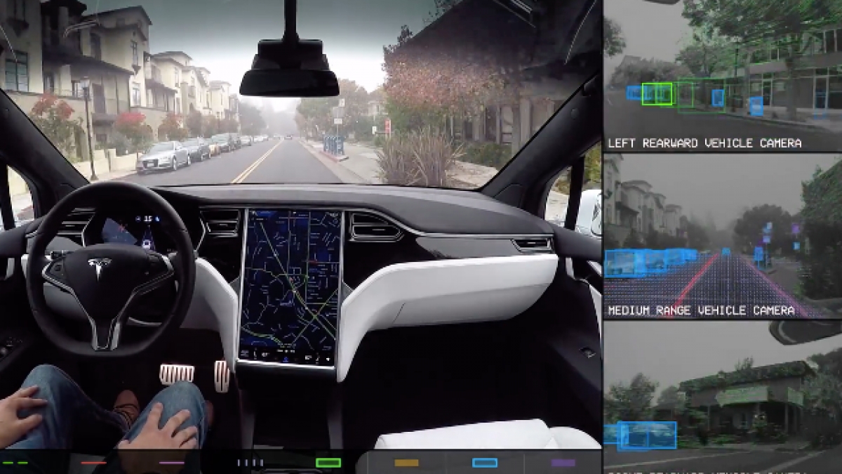 Esto es lo que pueden hacer los coches autónomos de Tesla