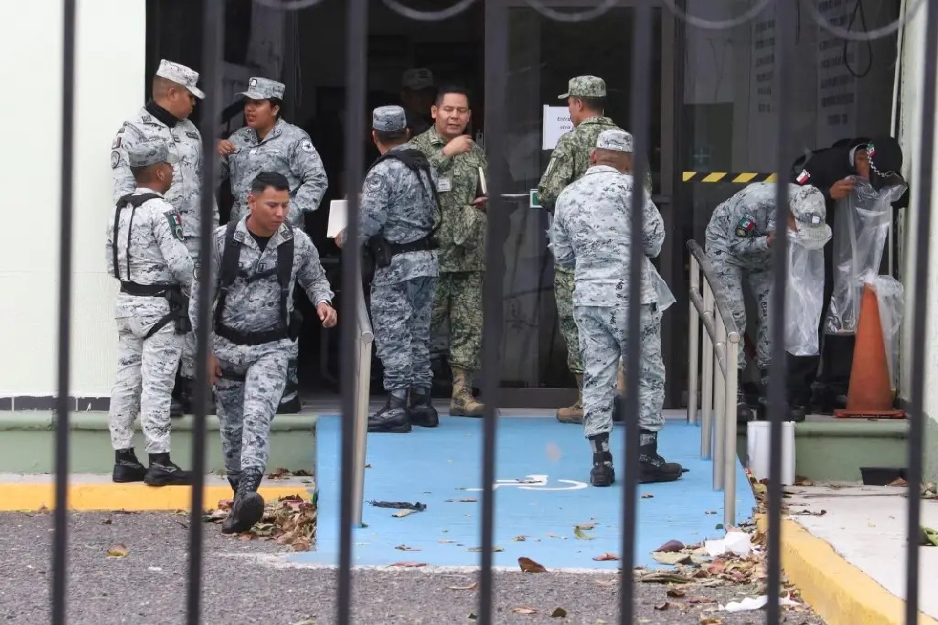 Elementos de la Guardia Nacional sufren intoxicación masiva en Veracruz