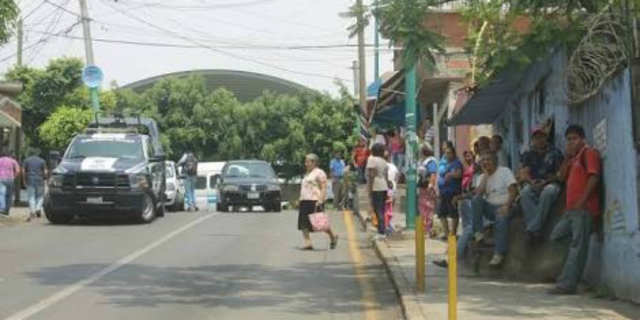 Hieren de un balazo a hombre en la Barona