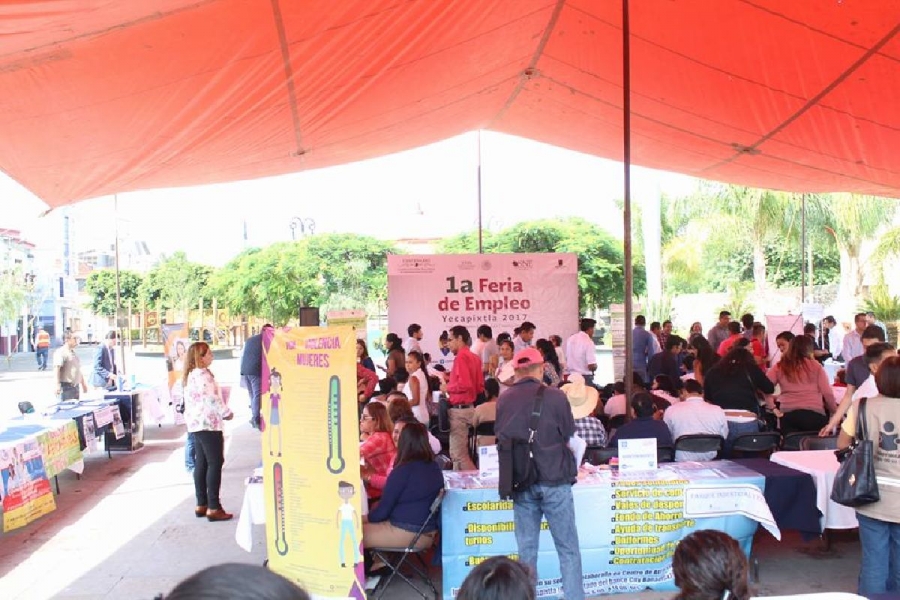 Se realiza con éxito la 1ª Feria del Empleo en Yecapixtla